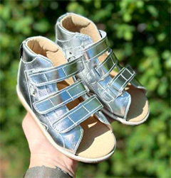 Aurelka sandal, sølv - sandal med ekstra støtte