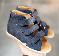 Aurelka sandal, navy - smal sandal med ekstra støtte (hvid kant)