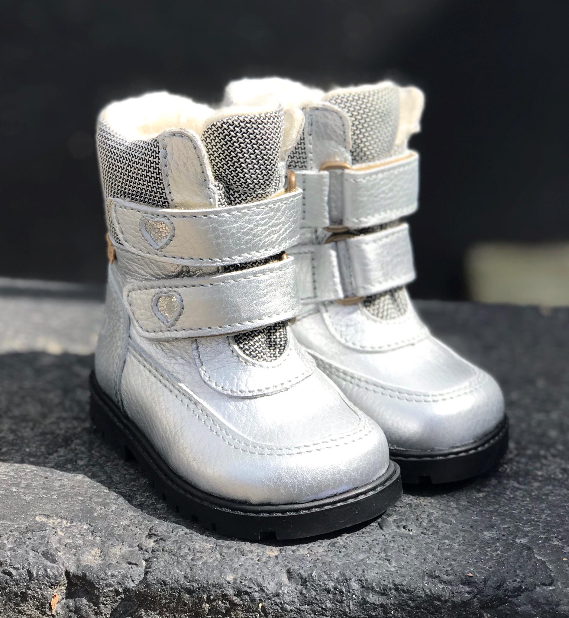 Arauto sølv skind støvler og god støtte